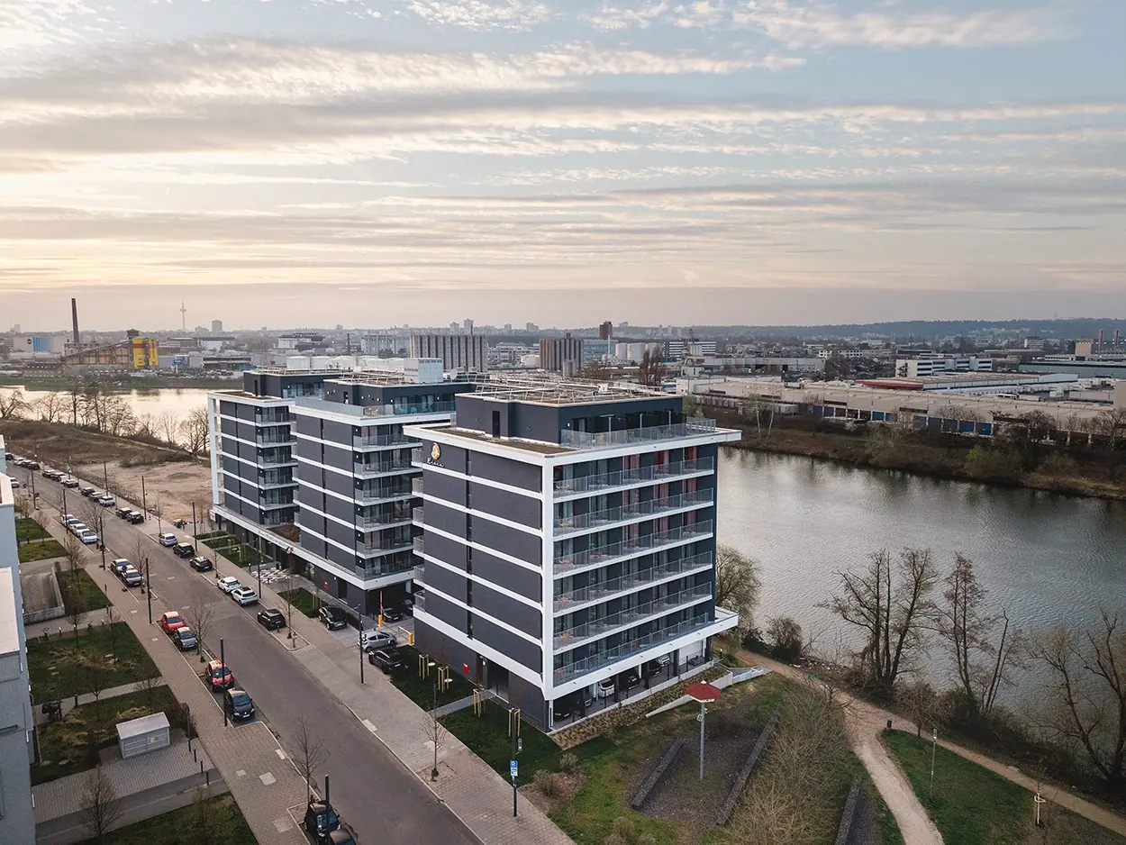 Rioca Offenbach Hafeninsel Posto 8